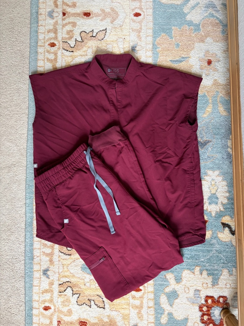 FIGS Rafaela Scrub Set Burgundy Small Top Large Zamora Jogger High Waisted